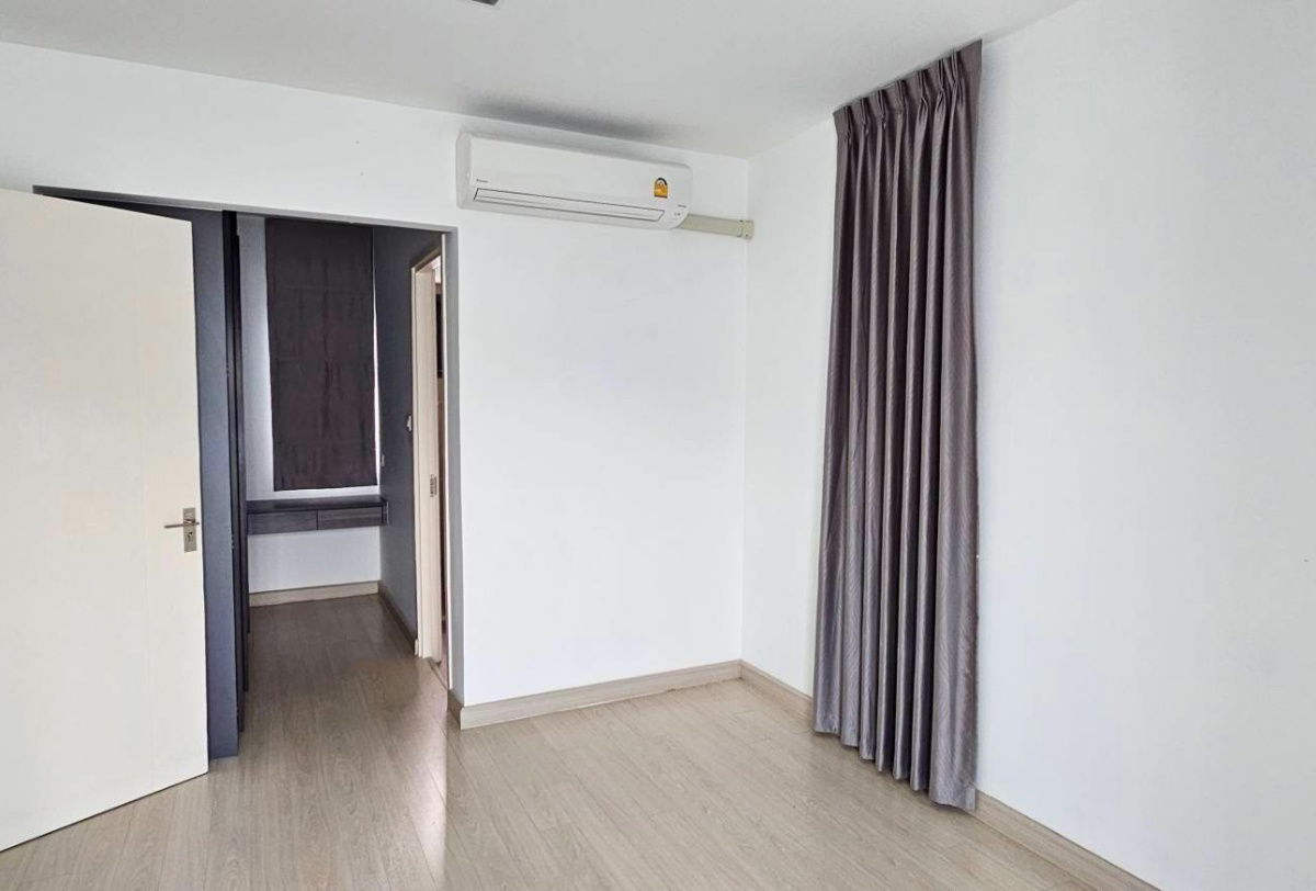 รูป ขายบ้านแฝด 2 ชั้น Britania Srinakarin ทำเลศักยภาพ ใกล้วัดหนามแดง สมุทรปราการ  ใกล้ BTS ศรีด่าน และเมกะบางนา - รูปที่ 11/19