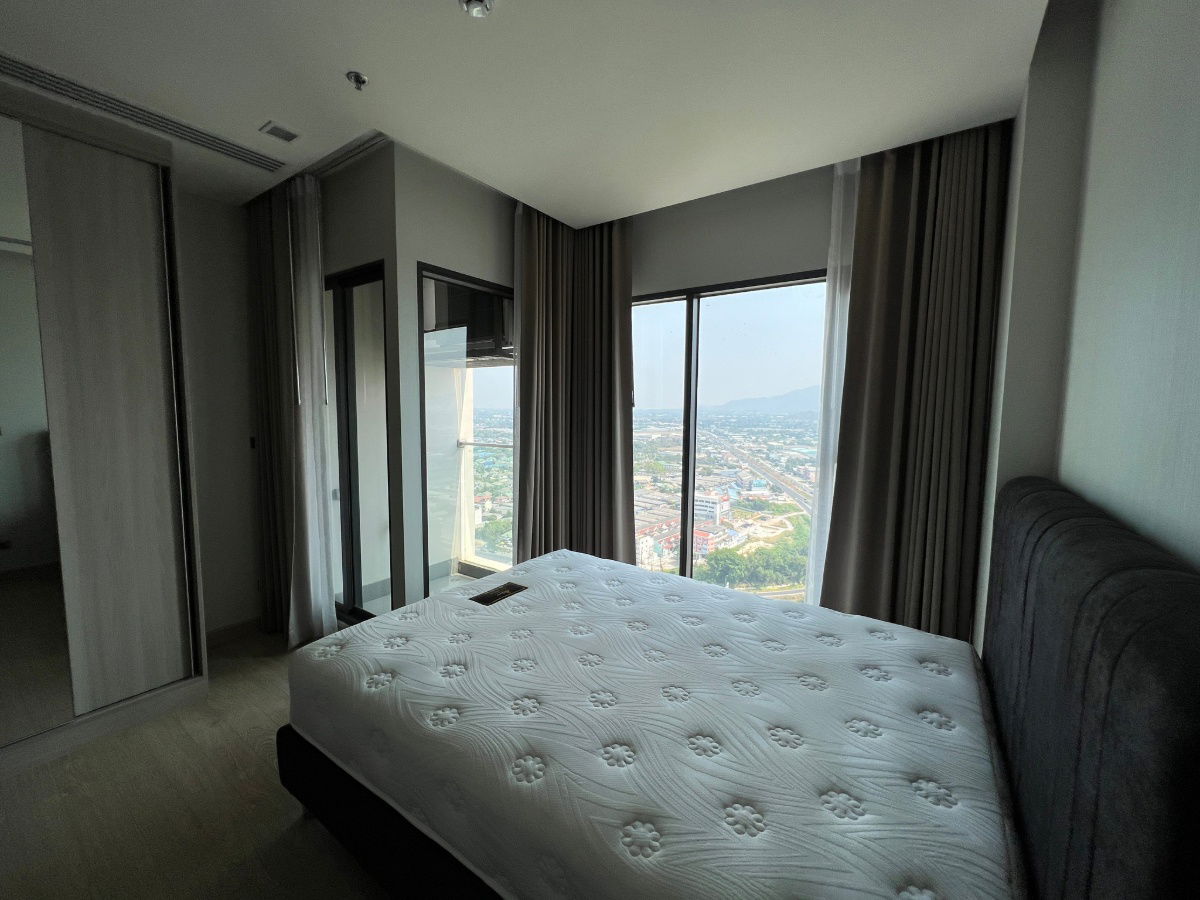 รูป JK 1750960 : อินฟินิตี้ วัน ชลบุรี - รูปที่ 13/16