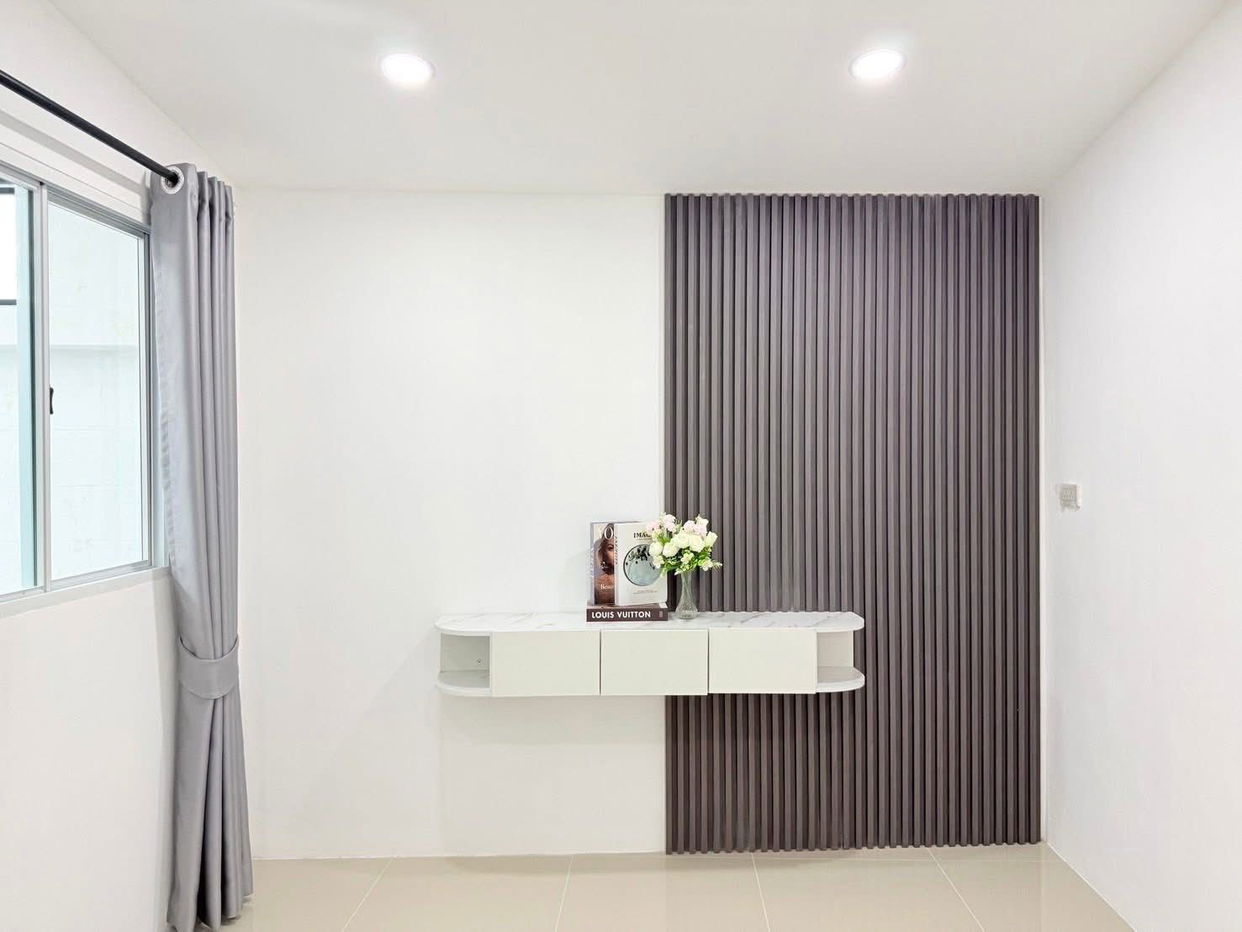 picture 3-Bedroom Townhouse for Sale in Siam Country Club - 13/15