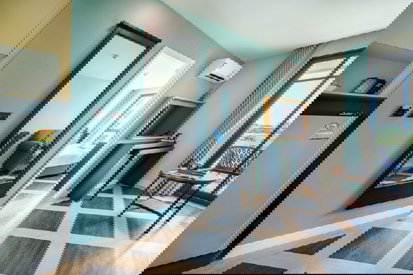 picture 1 Bedroom Espana Condo Resort for Rent - 4/8