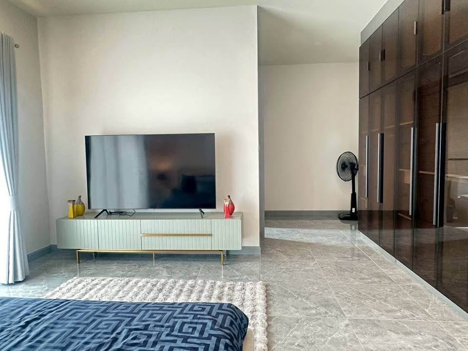 picture Luxury Modern Pool Villa for Sale – Huay Yai - 12/17