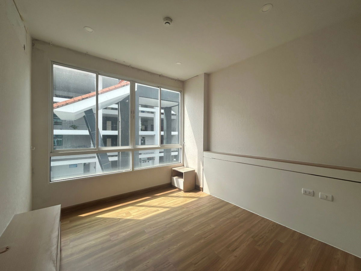 รูป JK 6418317 : เดอะ พอร์ท สุขสวัสดิ์ - รูปที่ 19/26