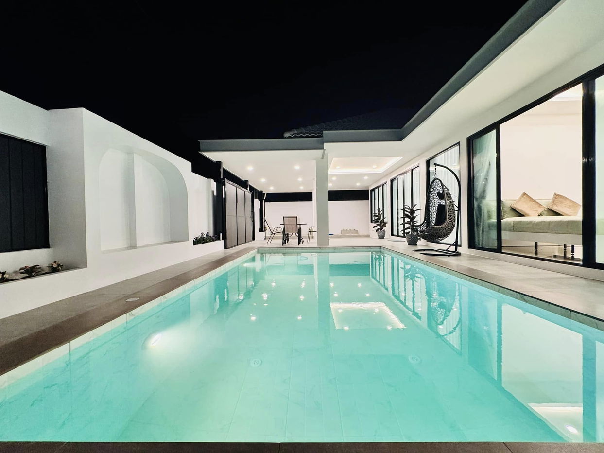 รูป ขายพูลวิลล่า 4 ห้องนอนในจอมเทียน - รูปที่ 1/16