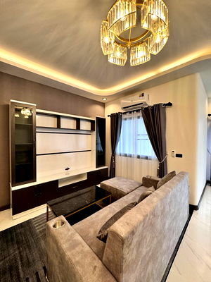 Houses for sale Lieb Tang Rodfai : 2 Bedrooms House for Sale in Central Pattaya