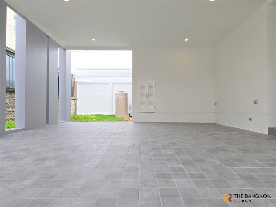 picture Atoll Maldives Palm, a detached house near Mega Bangna, must not be missed. - 23/26