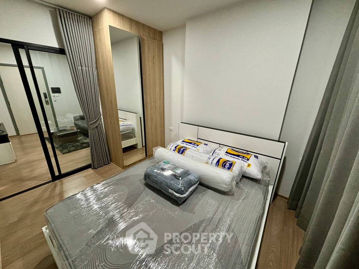 picture 1-BR Condo at Chewathai Pinklao near MRT Bang Yi Khan (ID 1795303) - 4/13