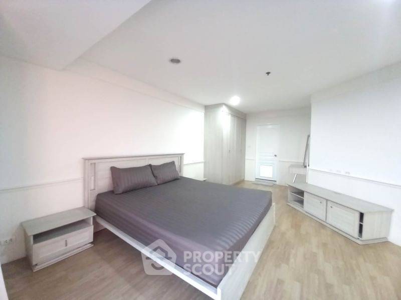 picture 2-BR Condo at The Waterford Diamond Tower Sukhumvit near BTS Phrom Phong (ID 997308) - 6/10