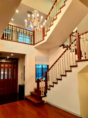 เช่าบ้านเดี่ยว BTS พระโขนง : ให้เช่า Baan Sansiri Sukhumvit67 4นอน 5น้ำ พร้อมเข้าอยู่ พร้อมสระว่ายน้ำส่วนตัว เดินเพียง 5 นาทีถึง BTS พระโขนง