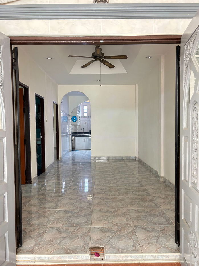 picture 2 Bedrooms House for Sale in East Pattaya - 2/8