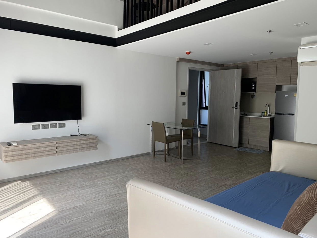 picture 1-Bedroom Duplex for Sale – AERAS Beachfront Condominium - 4/7