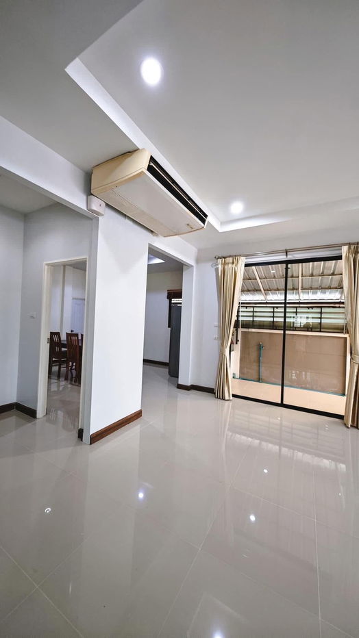 picture 2-Story Detached House for Rent, Bang Saray, Sattahip - 4/12
