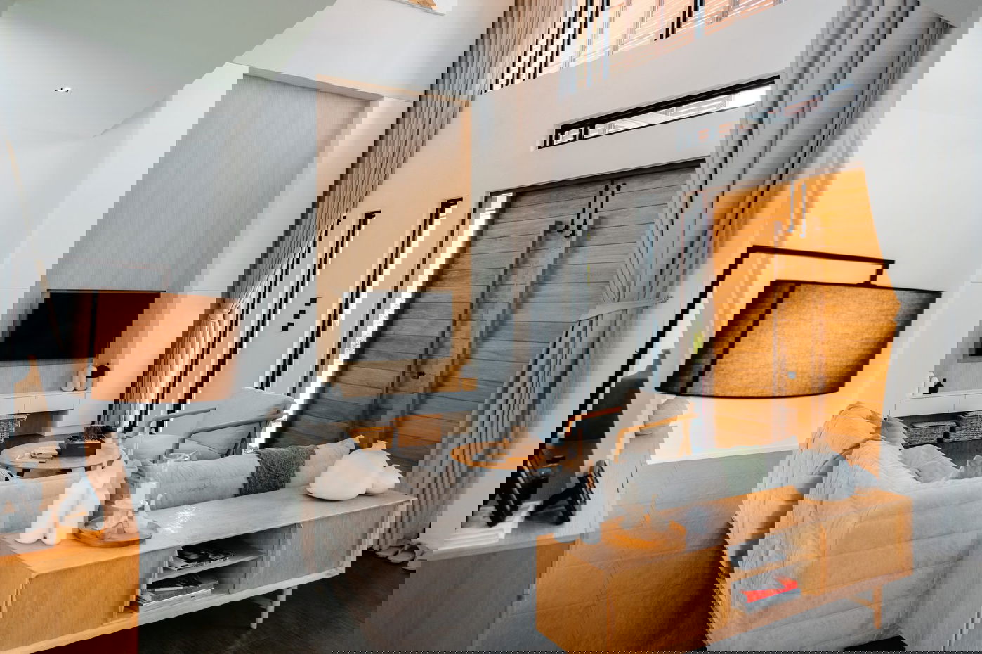 รูป ขายพูลวิลล่า 2 ชั้นสไตล์โมเดิร์นในพัทยาตะวันออก - รูปที่ 2/12