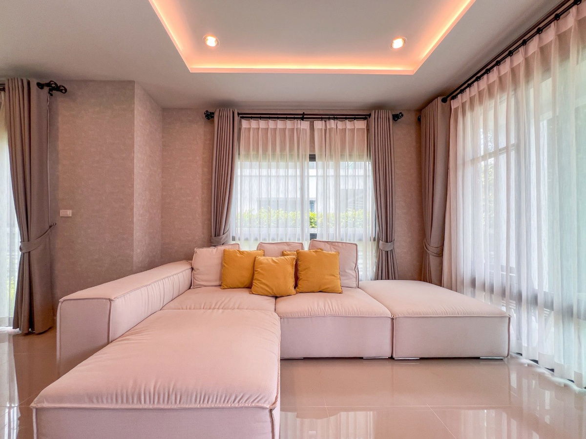 picture Single house for rent ✨ Saransiri Chaiyaphruek-Chaengwattana ✨ 3 bedrooms, 3 bathrooms, fully furnished and equipped with appliances - 8/11