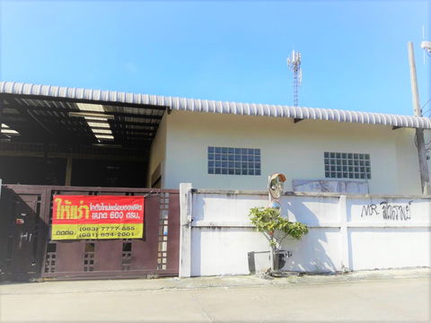 ให้เช่าโกดังพร้อมออฟฟิศ พัฒนาการ 38 ขนาด 480 ตร.ม. เจ้าของปล่อยเช่าเอง