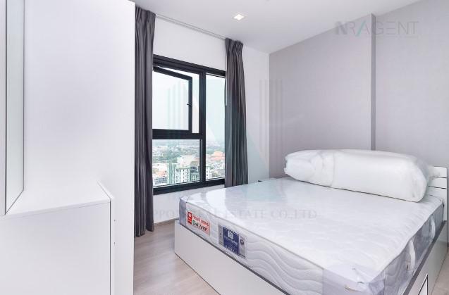 picture For Rent The Base Petchkasem 1 Bedroom Floor 26 near MRT Phet Kasem 48. - 3/8