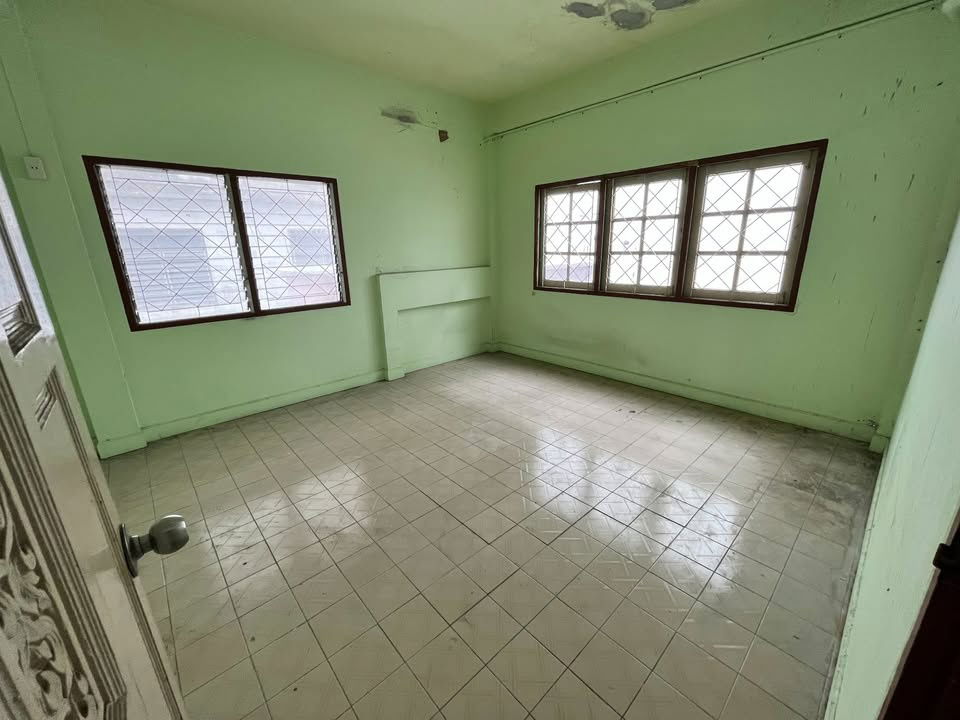 รูป HR3074ให้เช่าบ้านเดี่ยว 3 ชั้น พร้อมดาดฟ้า พร้อมดาดฟ้า ย่านอ่อนนุช ใกล้กับพีเพิล พาร์ค คอมมูนิตี้มอลล์ - รูปที่ 3/21