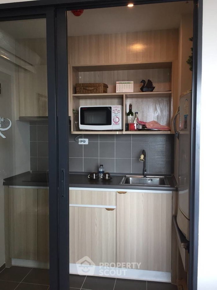 picture 2-BR Condo at Ideo O2 near BTS Bang Na (ID 317208) - 3/11