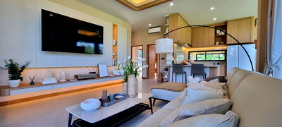 Houses for sale : Luxury House for Sale in Huay Yai