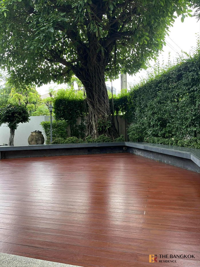 picture Private Nirvana Ladprao, very good location, opposite The Crystal. - 6/12