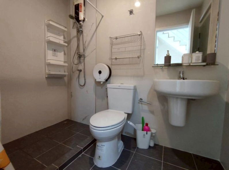 รูป 🔥 ถูกสุดในโครงการ! ทาวน์โฮม 3 ชั้น J Grand สาทร–กัลปพฤกษ์ เงียบสงบ เป็นส่วนตัว - รูปที่ 9/13