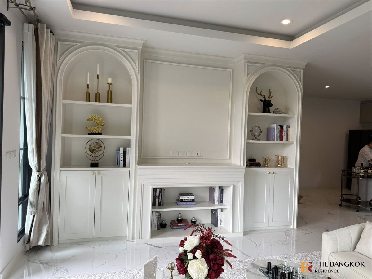 picture the privilege of luxury in an economic hub location setthasiri chaengwattana prachachuen2 - 3/19