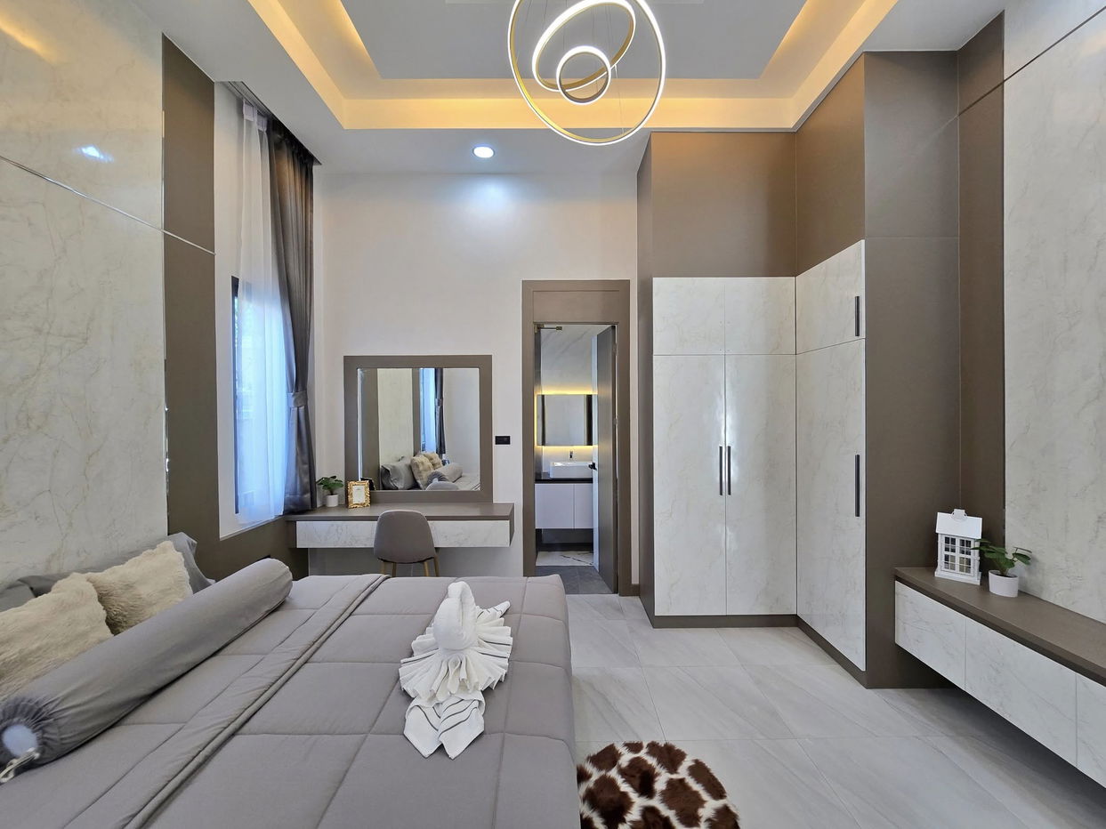 picture 3 Bedrooms Pool Villa in Mabprachan for Sale - 14/21