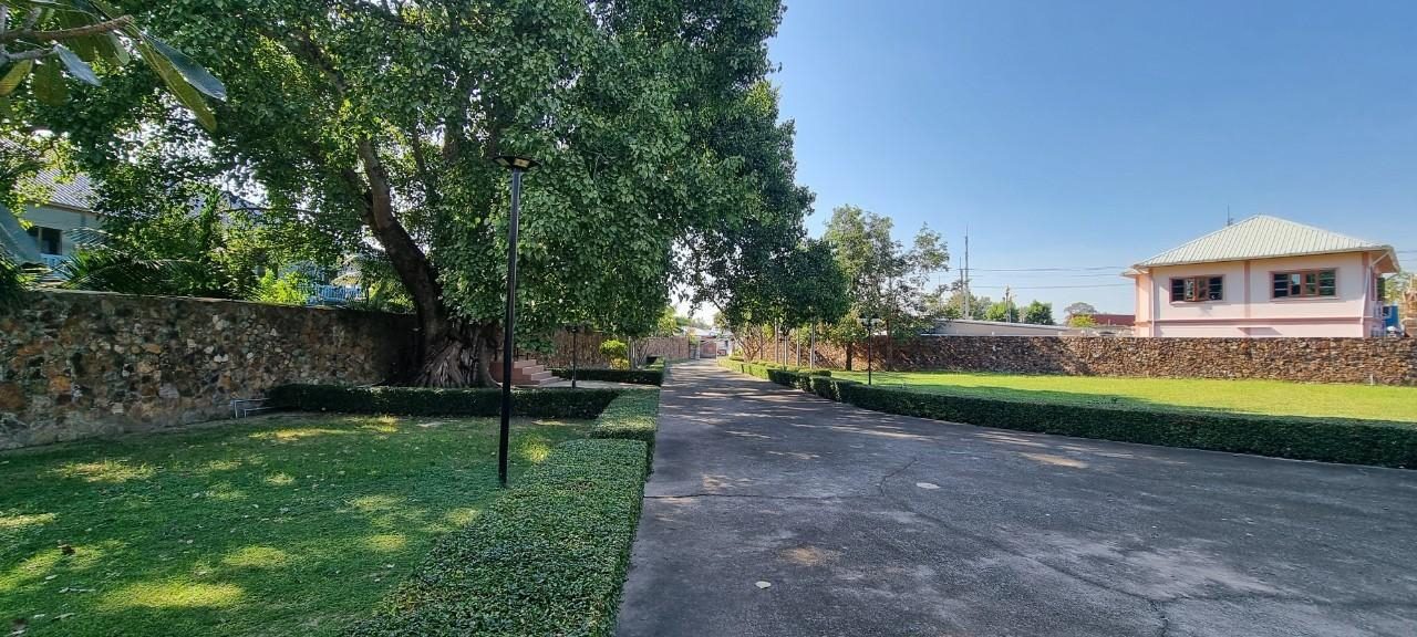 picture Land and House for Sale in Mabprachan - 15/16