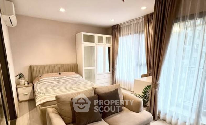 picture Studio Condo at Life Asoke - Rama 9 near MRT Phra Ram 9 (ID 2449992) - 2/3