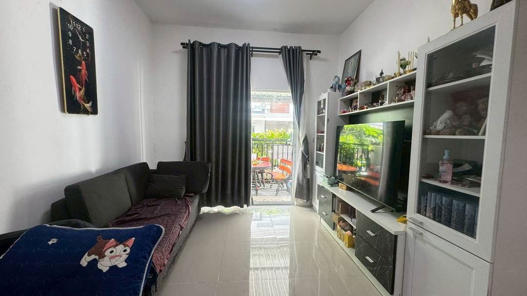 รูป ขายทาวน์เฮาส์ในทุ่งกลมตาลหมัน - รูปที่ 2/10