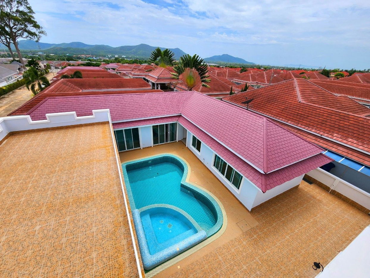 picture Luxury Pool Villa for Sale in Bang Saray - 8/20
