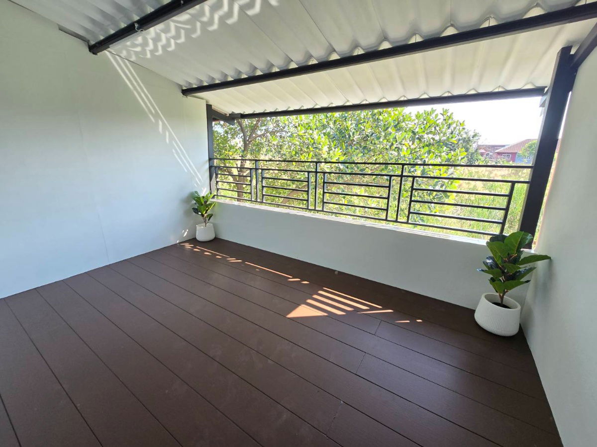 รูป ทาวน์เฮ้าส์2ชั้น รีโนเวทใหม่ ทำเลดี ใกล้สนามบินสุวรรณภูมิ หมู่บ้าน รุ่งนภาเพลส ซอยร่มเกล้า16 มีนบุรี - รูปที่ 26/33