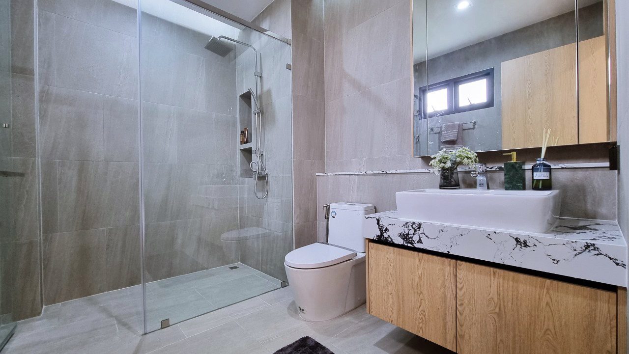 picture Luxury Vista Villa in South Pattaya for Sale - 20/24