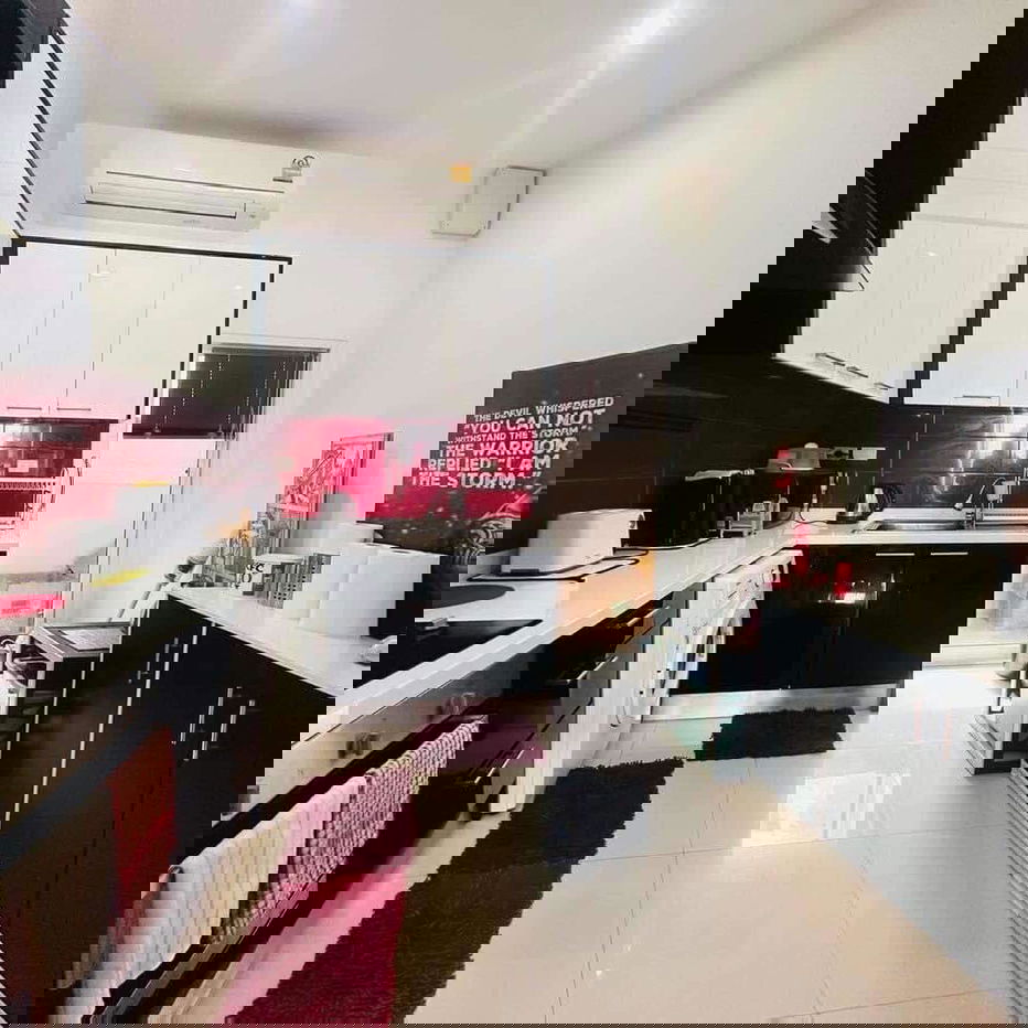 picture 2 Bedrooms House in Huay Yai For Sale - 1/5