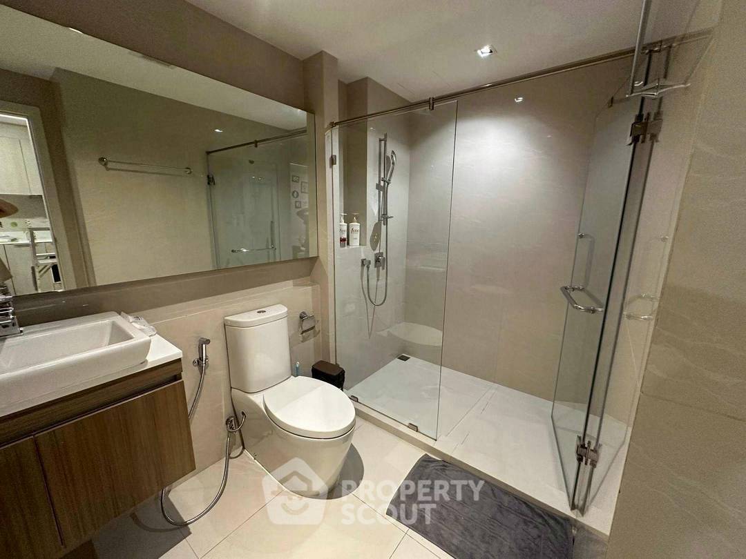 picture 2-BR Condo at Vtara 36 near BTS Thong Lor (ID 2459661) - 10/11