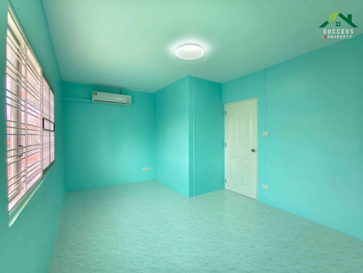 รูป ขายทาวน์เฮ้าส์ รีโนเวทแล้ว ม.พฤกษา 47 ศรีนครินทร์-หนามแเดง หลังริมโซนหน้าโตรงการ สภาพบ้านพร้อมอยู่ ใกล้ทางด่วน 5 นาที ใกล้รถไฟฟ้า BTS แพรกษา 15 นาที - รูปที่ 14/19