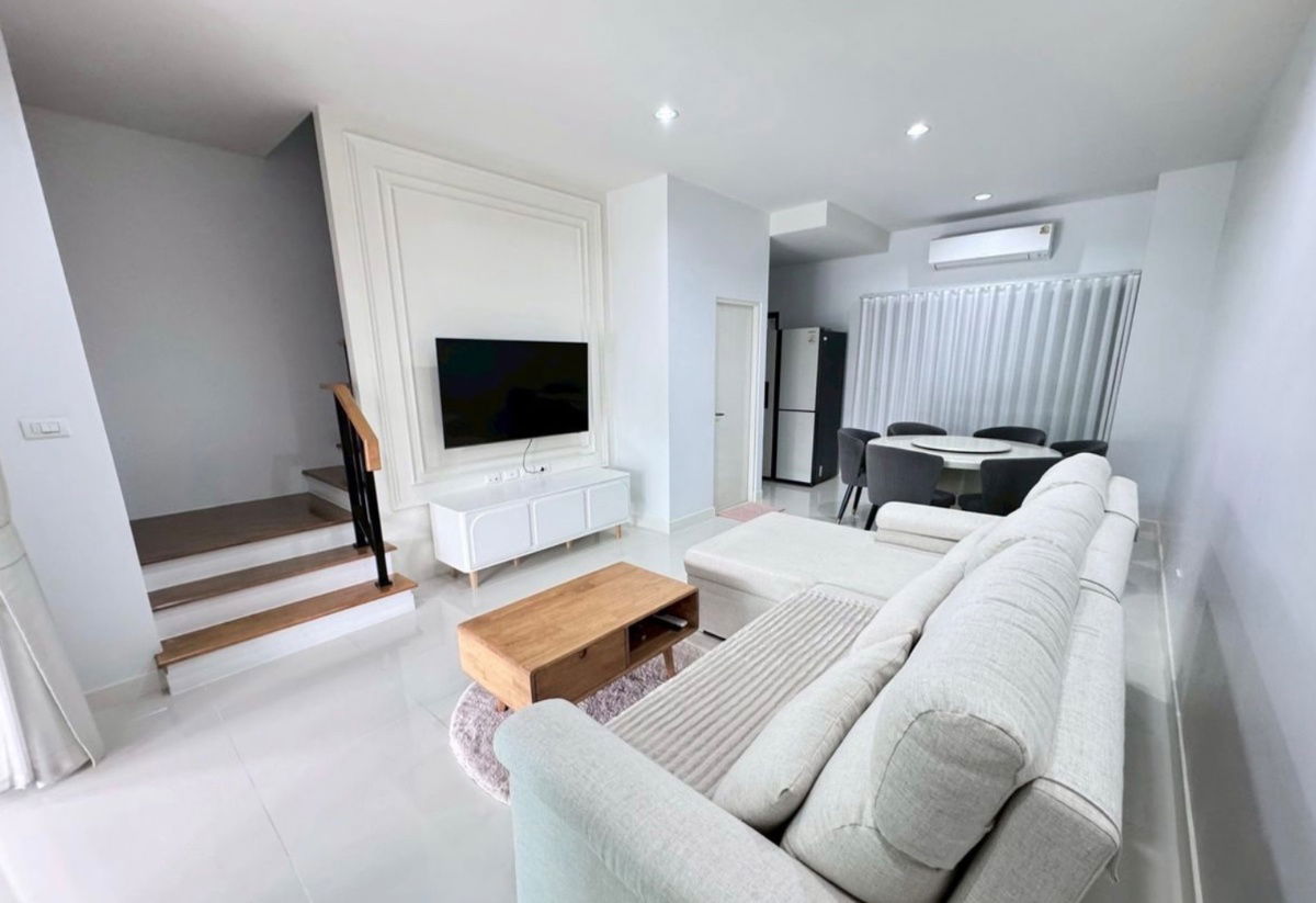 รูป เช่าทาวน์โฮม 3 ชั้น ม. บ้านกลางเมือง พระราม 9 - กรุงเทพกรีฑา สวย เฟอร์ครบ สนใจแอตไลน์ครับ@841qqlnr - รูปที่ 24/29