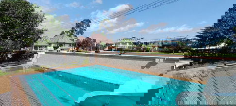 4 Bedrooms Pool Villa in Bangsaray