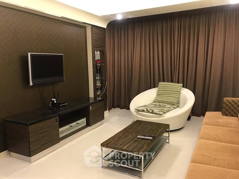 picture 2-BR Condo at Fullerton Sukhumvit near BTS Ekkamai (ID 512767) - 1/13