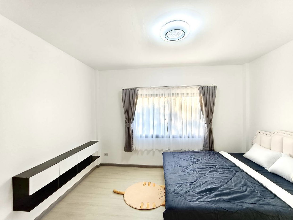 รูป ขายทาวน์เฮ้าส์ 2 ห้องนอนในพัทยาตะวันออก - รูปที่ 5/11