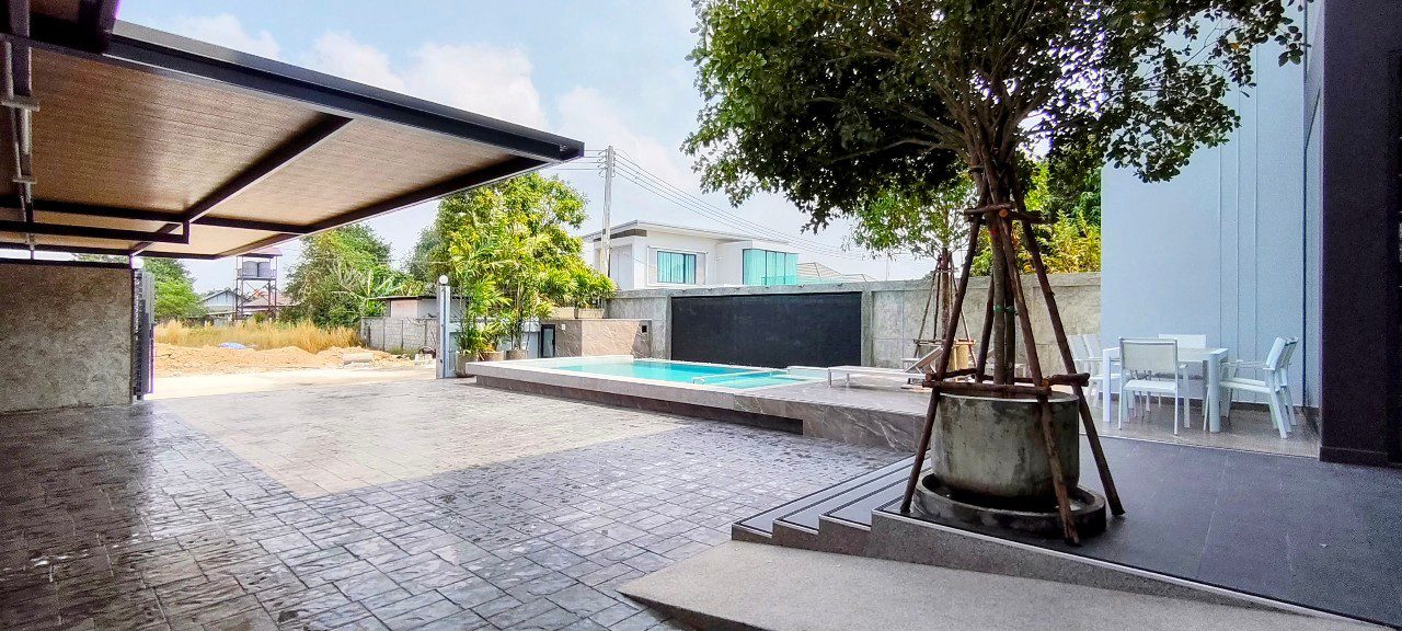 รูป ขายพูลวิลล่า 4 ห้องนอน สไตล์โมเดิร์น ในห้วยใหญ่ - รูปที่ 24/25