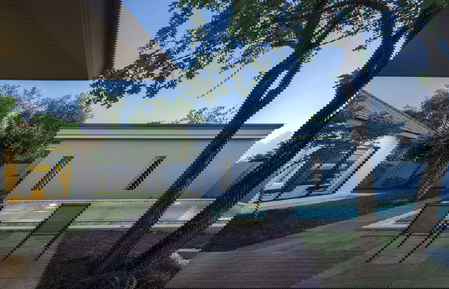 รูป วิลล่าหรู 3 ห้องนอน พร้อมสระว่ายน้ำ ให้เช่า – ห้วยใหญ่ - รูปที่ 3/20