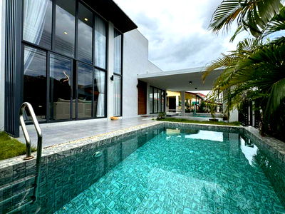 เช่าบ้านเดี่ยว บางละมุง ชลบุรี : วิลล่าหรู 3 ห้องนอนพร้อมสระว่ายน้ำให้เช่า – นาเกลือ พัทยา