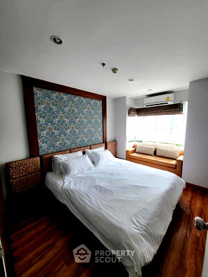Condos for rent : 2-BR Condo at The Next Sukhumvit 52 (Garden Suite) Condominium near BTS On Nut (ID 804456)