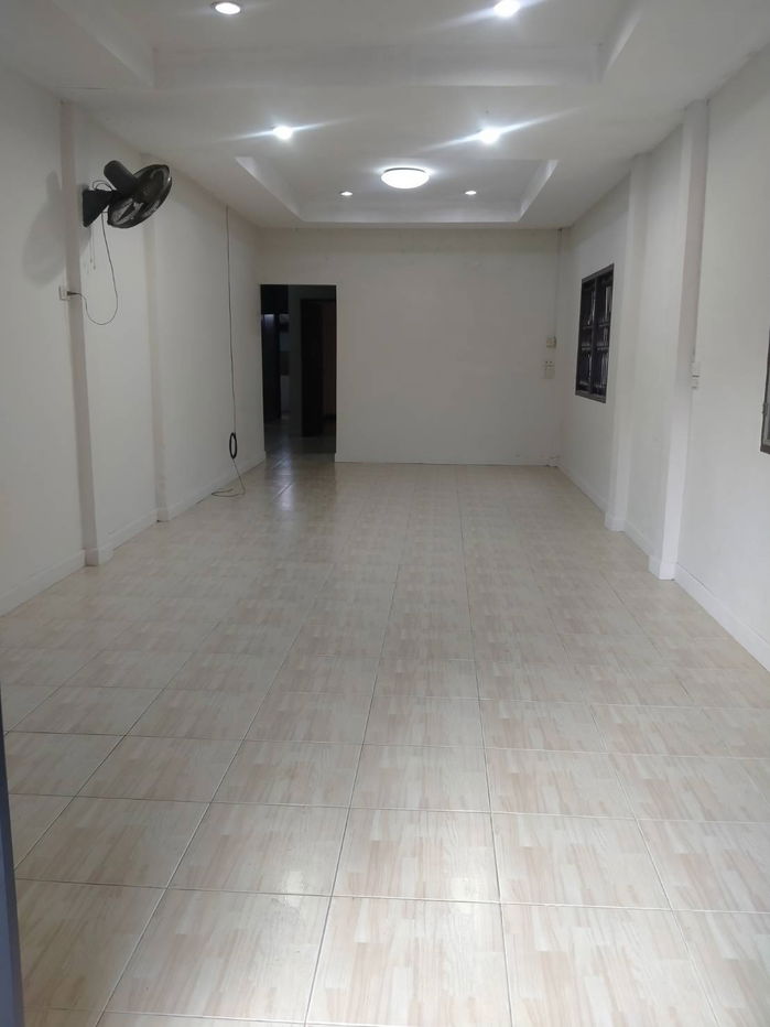 รูป ราคาถูกที่สุด บ้านเดี่ยวเมืองทองธานีแจ้งวัฒนะในย่านธุรกิจ - รูปที่ 4/8