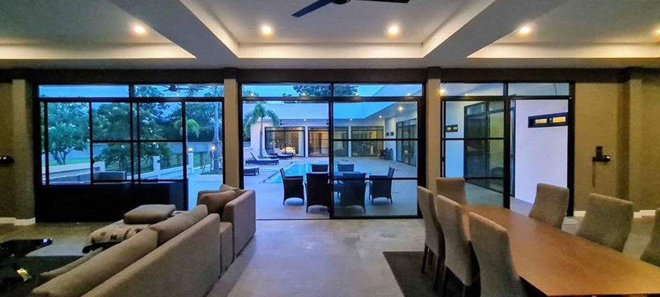 picture Modern Luxury 5 Bedrooms Pool Villa in Khon Kaen for Sale - 4/14