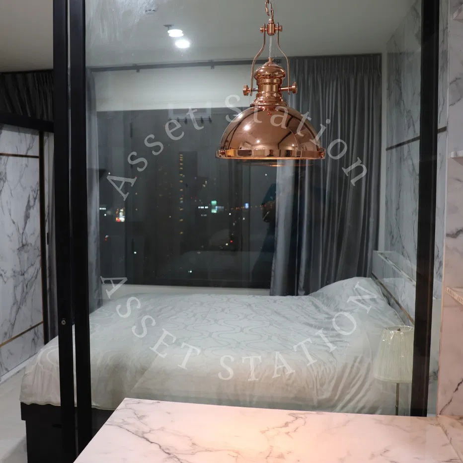 picture Rent now! Life Asoke Condo, beautiful modern style room, near BTS Asoke. - 1/8