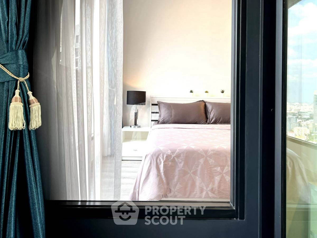 picture 1-BR Condo at Ideo Mobi Asoke near MRT Phetchaburi (ID 2463757) - 6/15