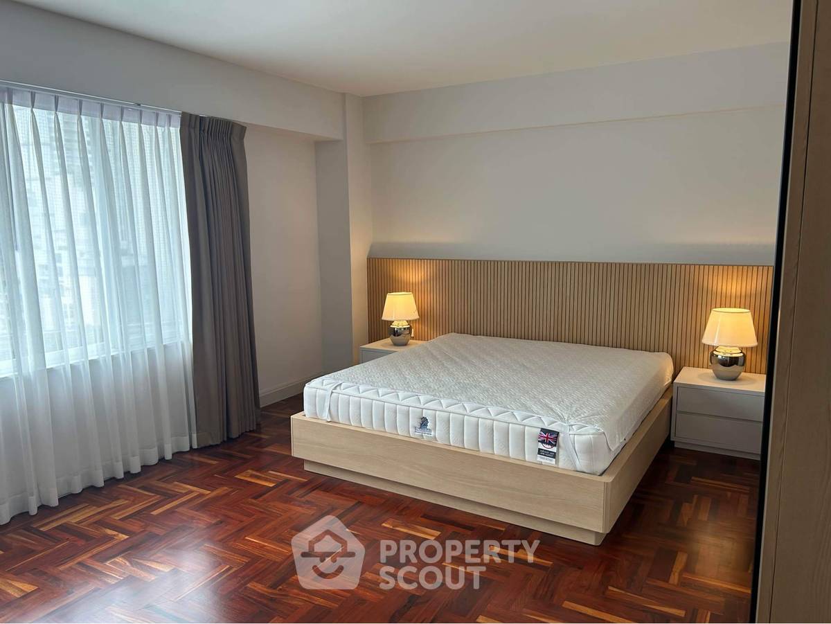 picture 4-BR Condo at Baan Prida Condominium near BTS Nana (ID 1542122) - 8/37