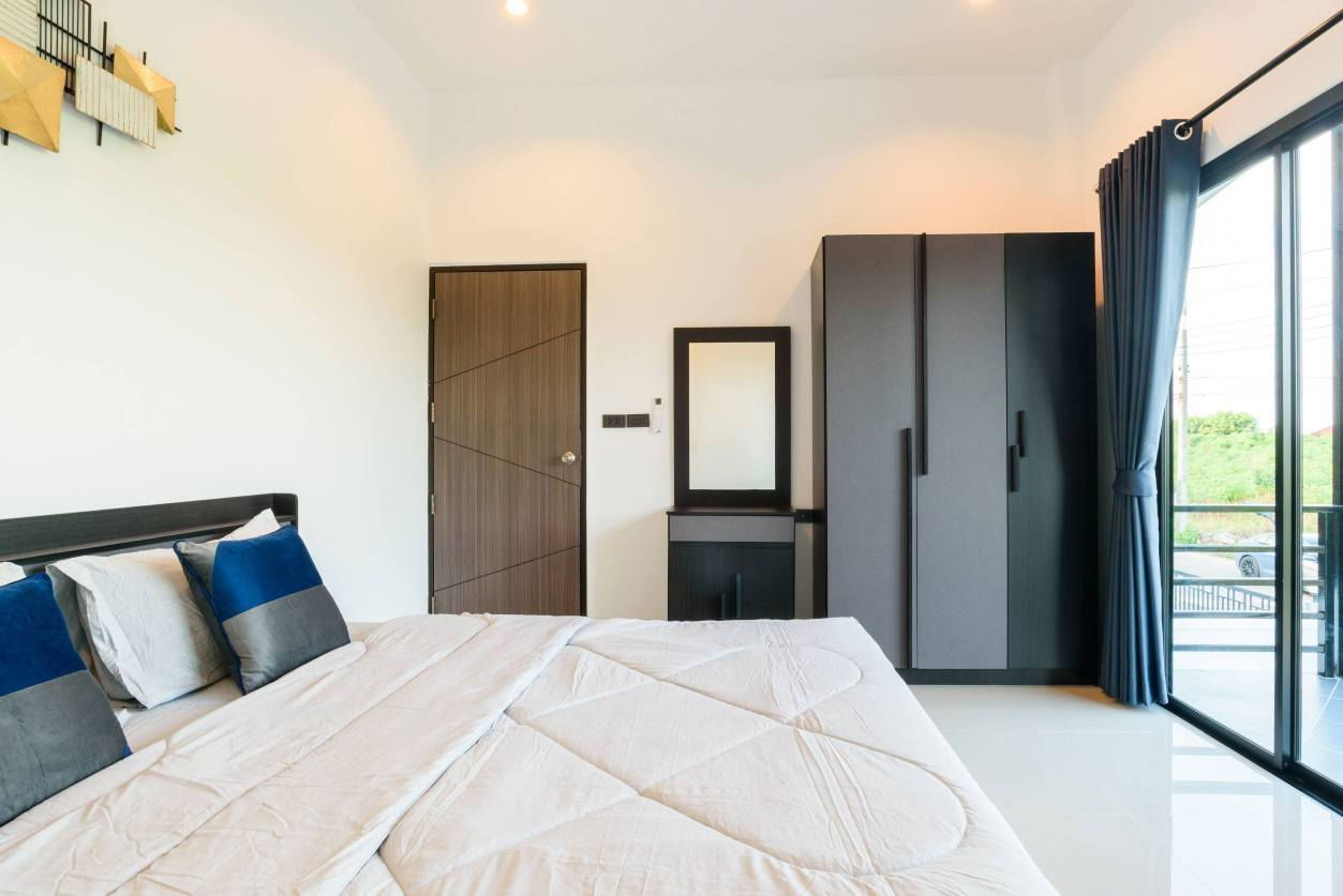 picture Modern 2-Storey House for Sale 3 Bedrooms in Sattahip - 14/16