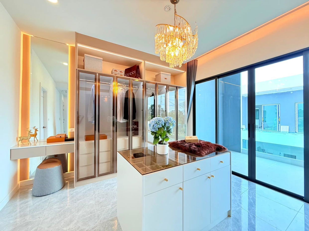 รูป ขายบ้านเดี่ยว 5 ห้องนอน พูลวิลล่า อีสต์ปัตตา - รูปที่ 14/18